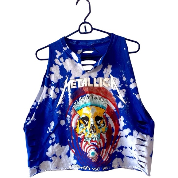 Unique METALLICA Top — Distressed crop tank large concert band tee graphic - Picture 1 of 8